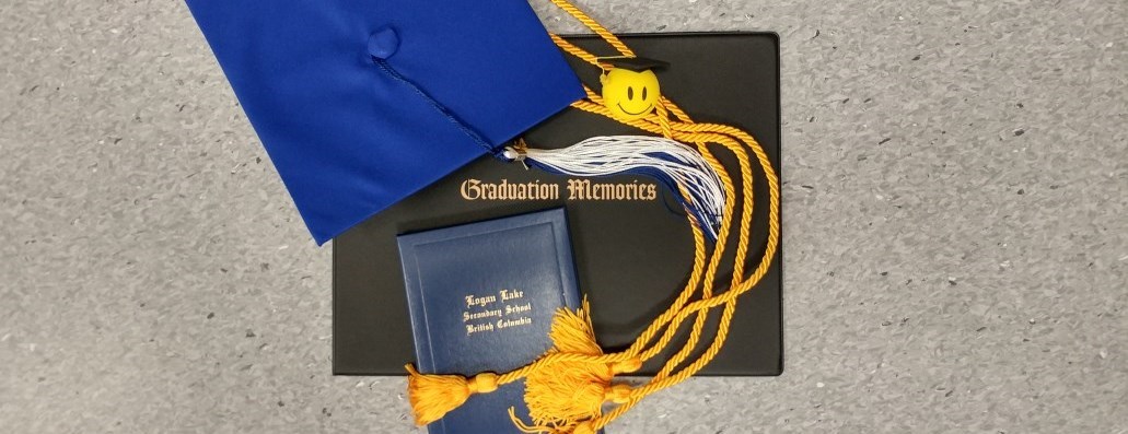 gradbanner.cd760a6968.jpg